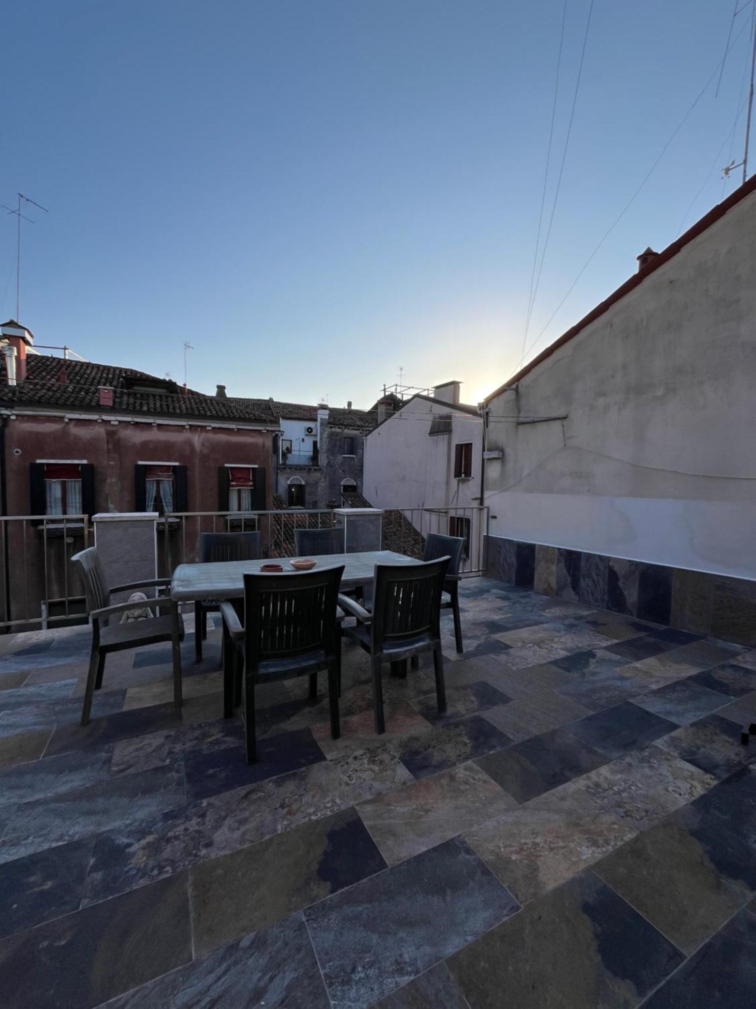 Paradiso Veneziano - 2 Bedrooms Flat With Private Terrace Venise