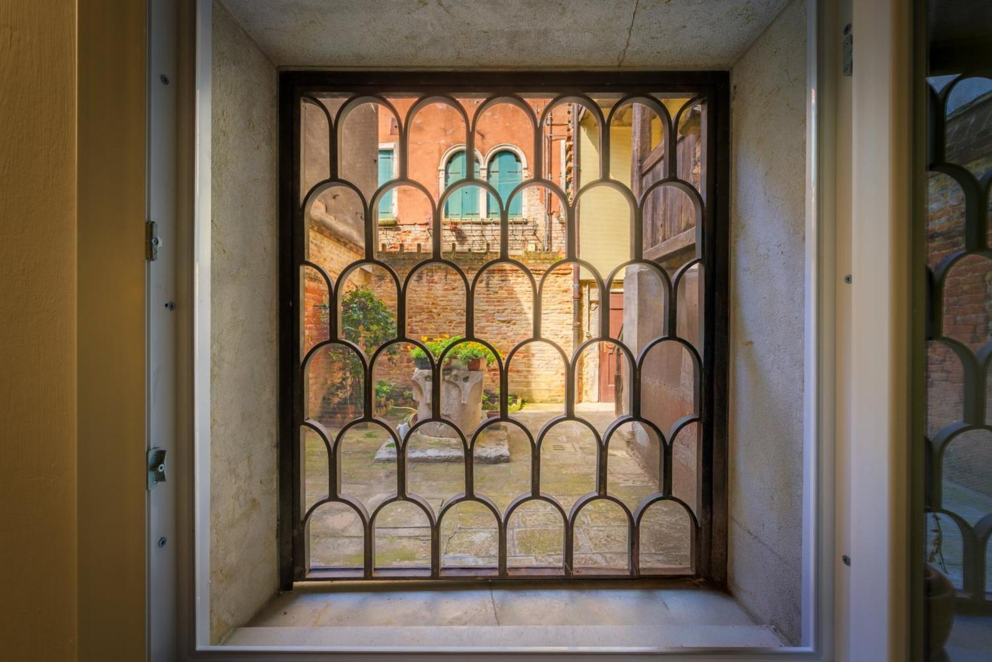 Santa Marghe House *