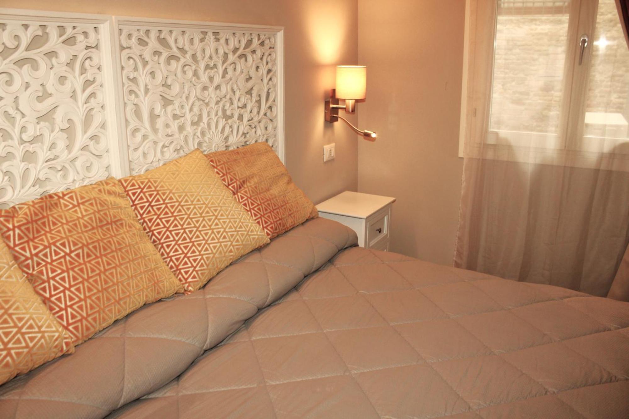 Appartement San Marco Fenice 3bdr 2bth Venetië