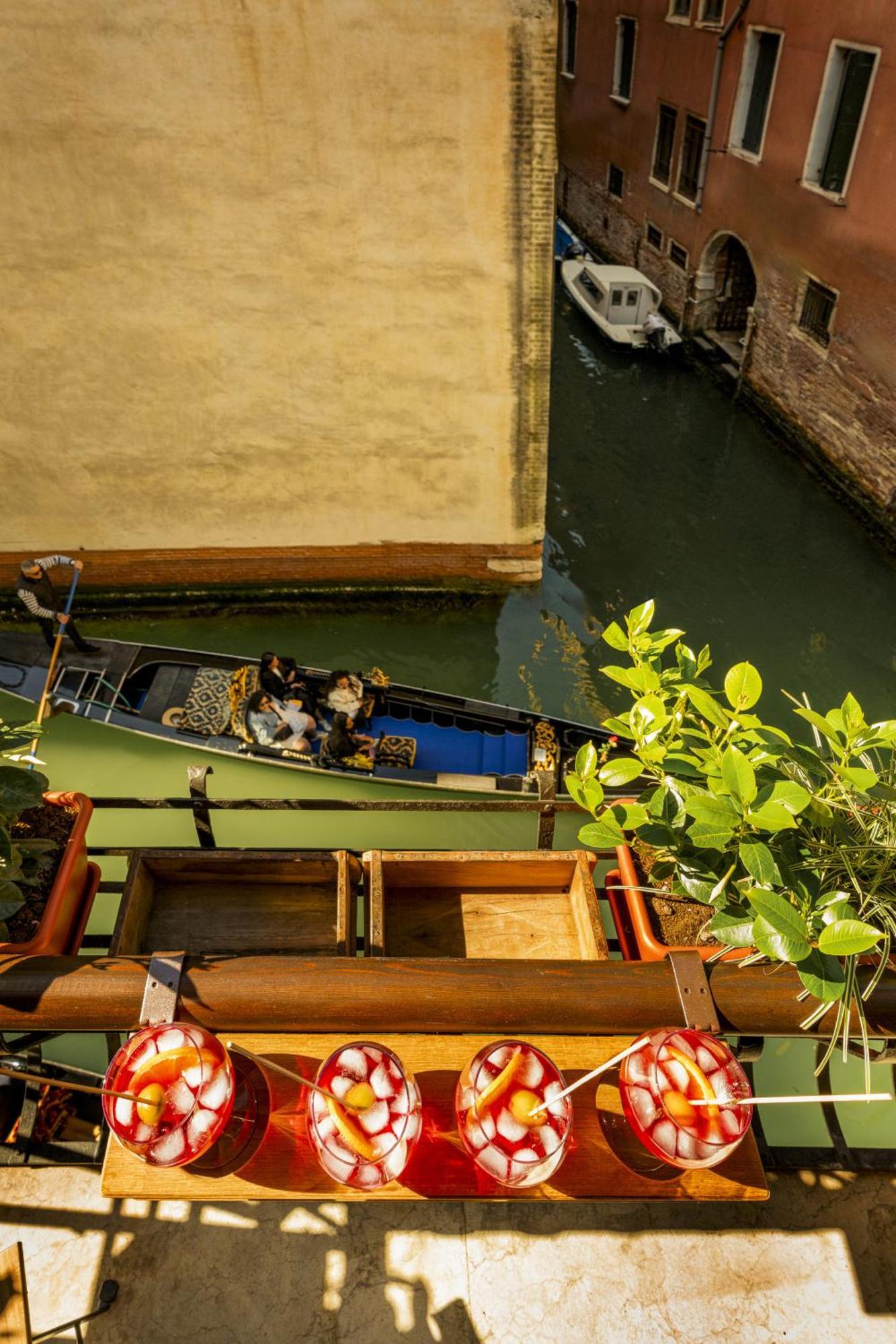 The Yacht House Canal View Venice