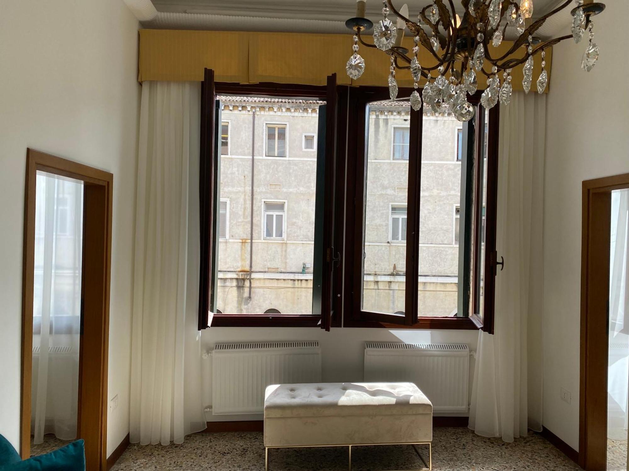 Appartement Residenza Stardust With Canal View Venise