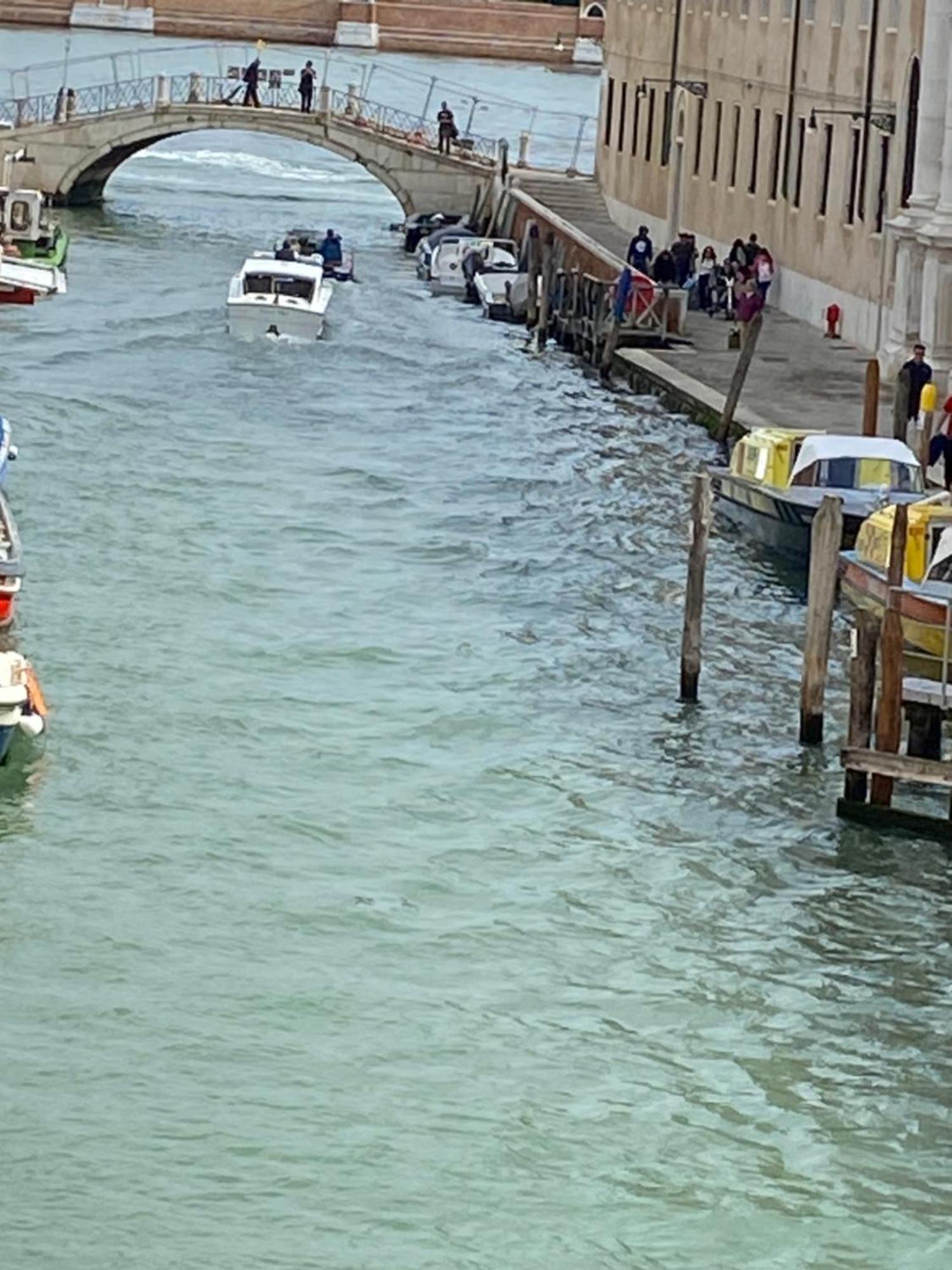 Residenza Stardust With Canal View Appartement Venise