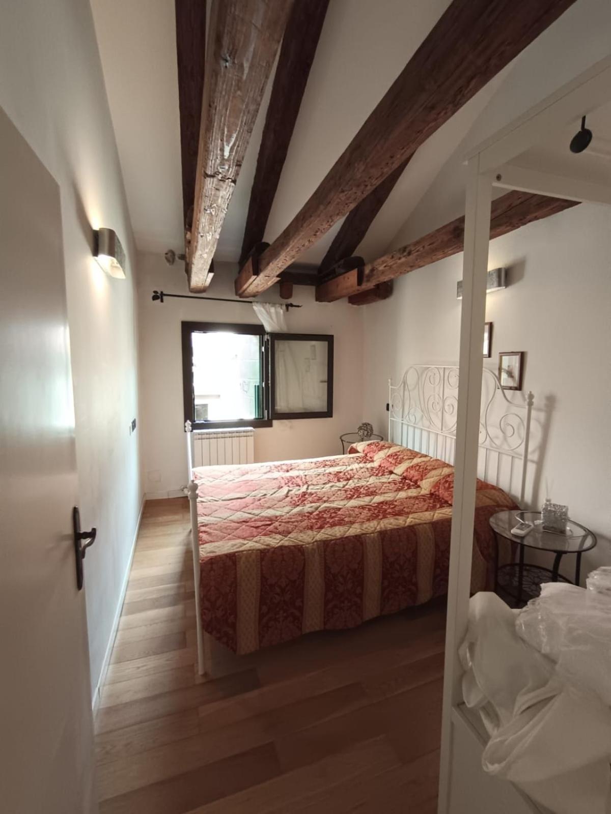 Apartment Attico Sospiri Venice
