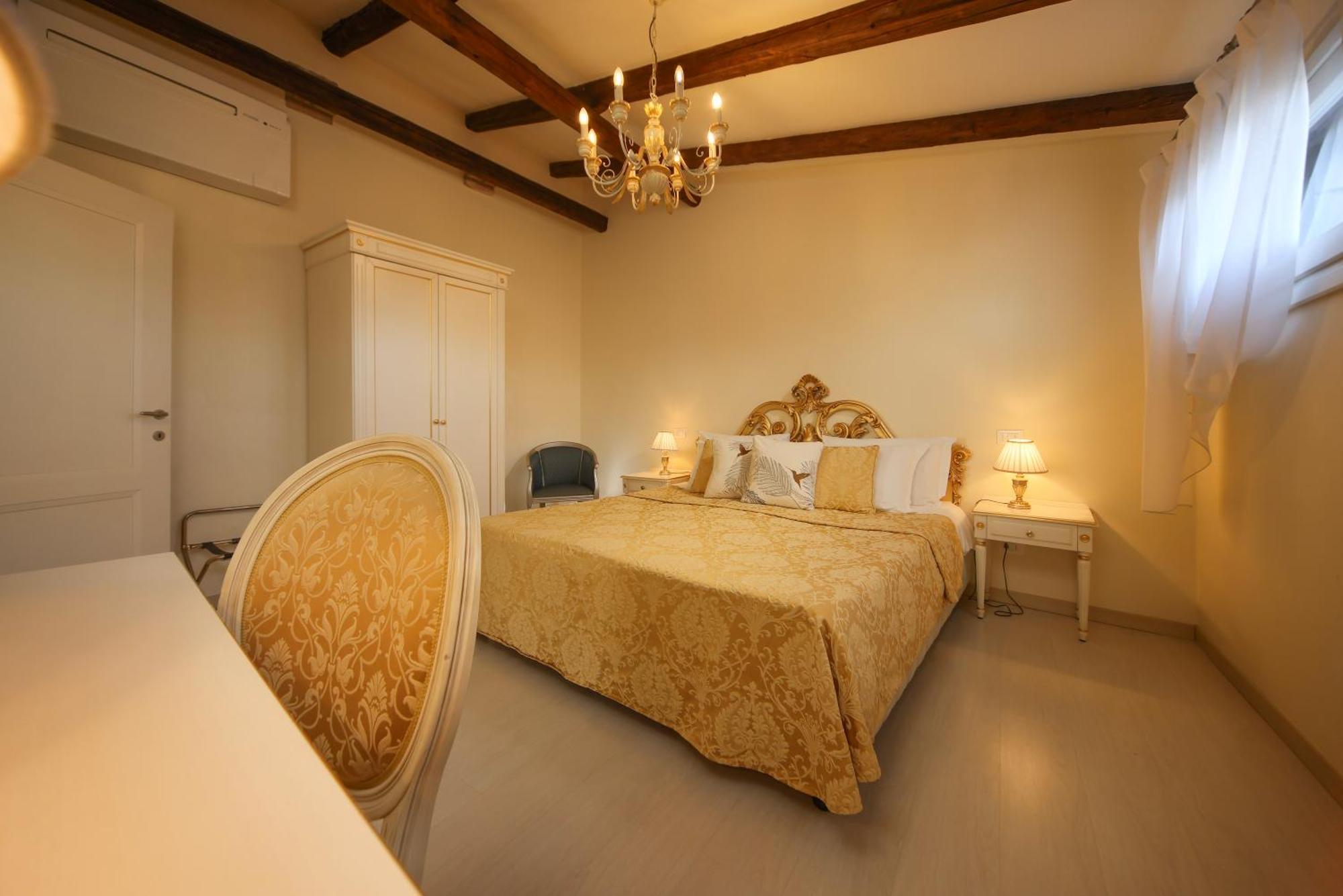House 5286 Venezia