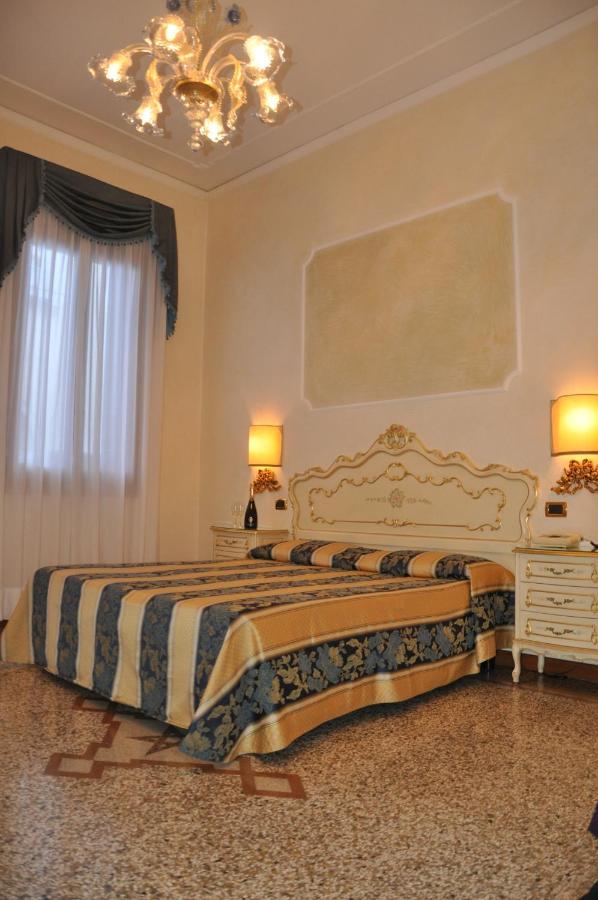 Ae Ostreghe Venise