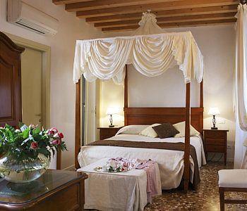 Al Palazzetto Frühstückspension