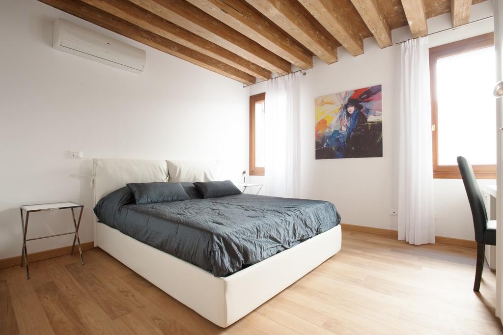 The Lion's House Apt1 Appartement *