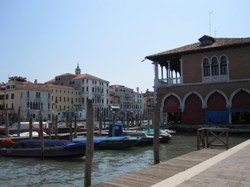 Homes & Holidays Appartamento *