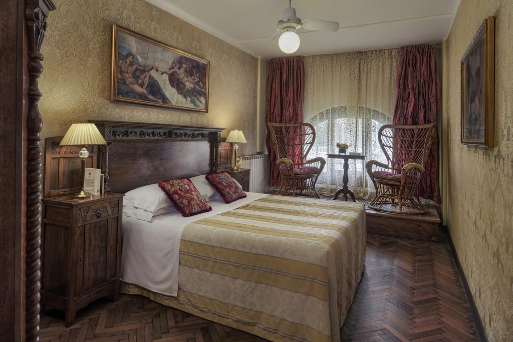 Hotel Galleria Venise