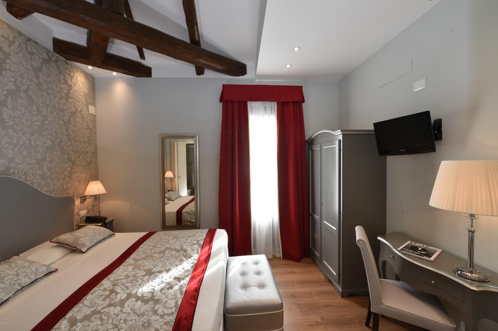 Hotel Rosa 2*