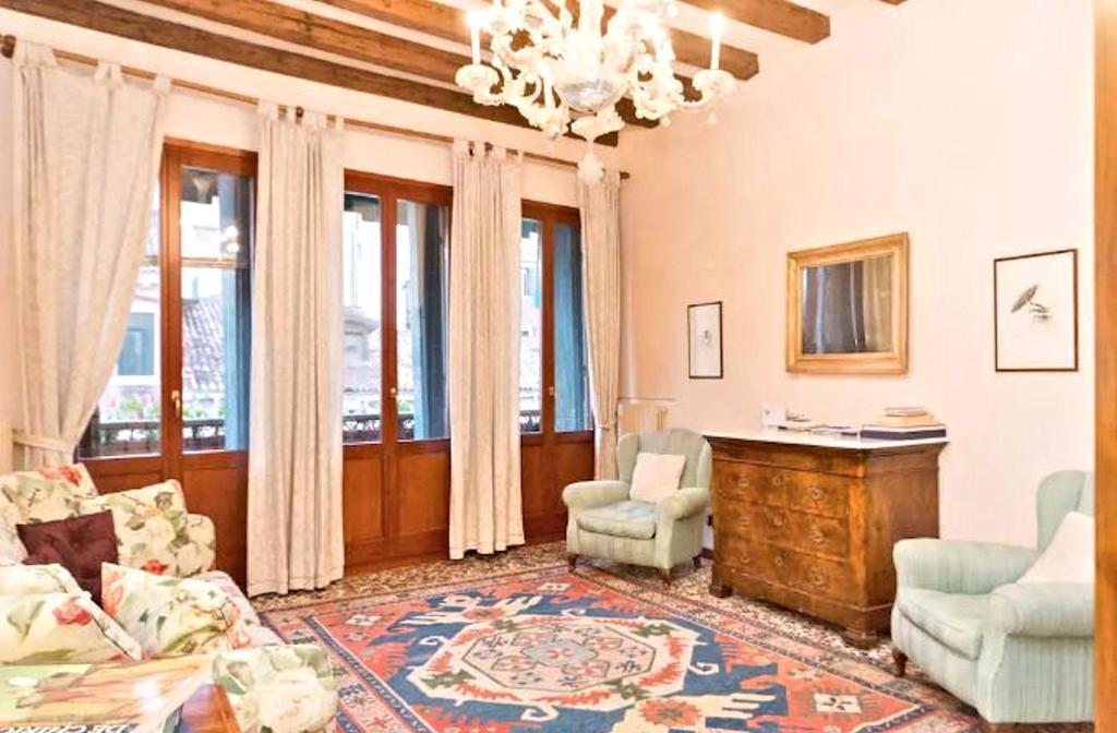 Appartement Biennale Apt Balcony