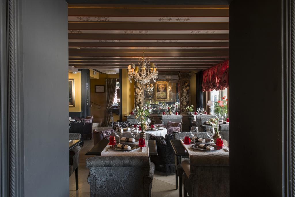 La Calcina Hotel