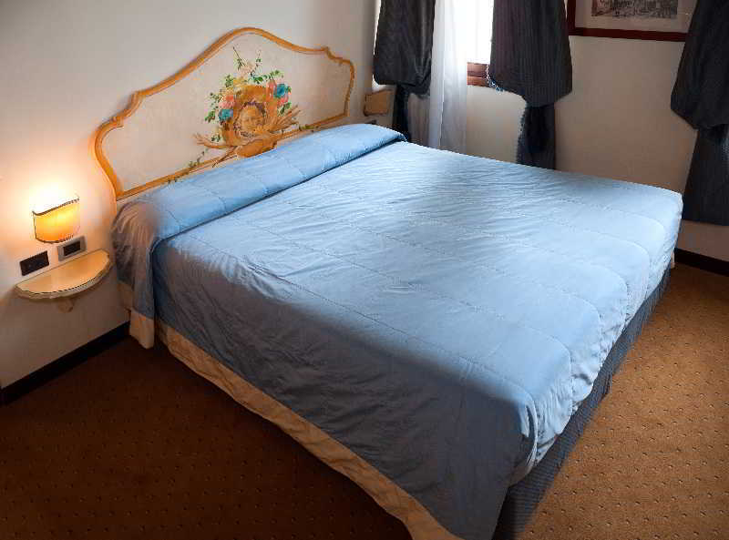 Ai Due Fanali Hotel