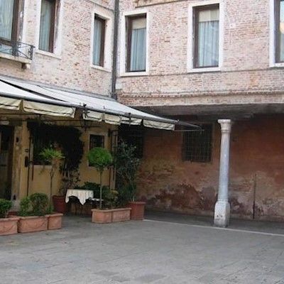 Hotel Ai Due Fanali 3*