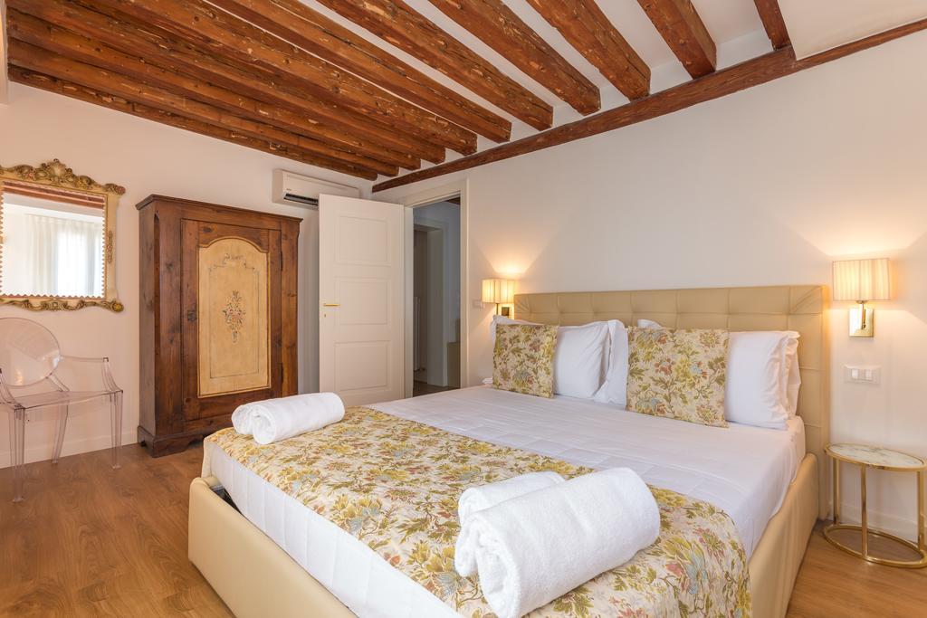 Appartement Apartments-rialto 1 - 2 - 3 Venetië