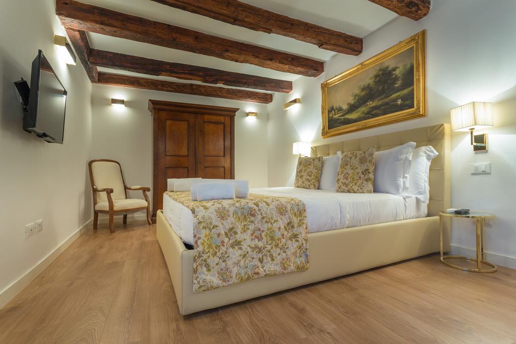 Apartments-rialto 1 - 2 - 3 Appartement