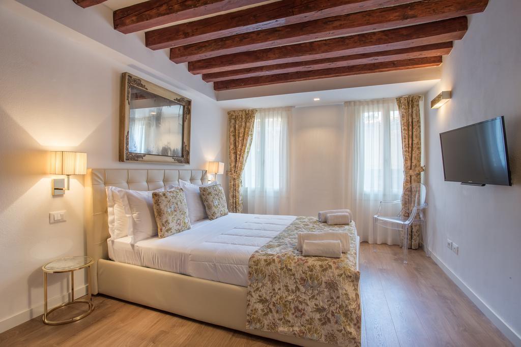 Apartments-rialto 1 - 2 - 3 Appartement *