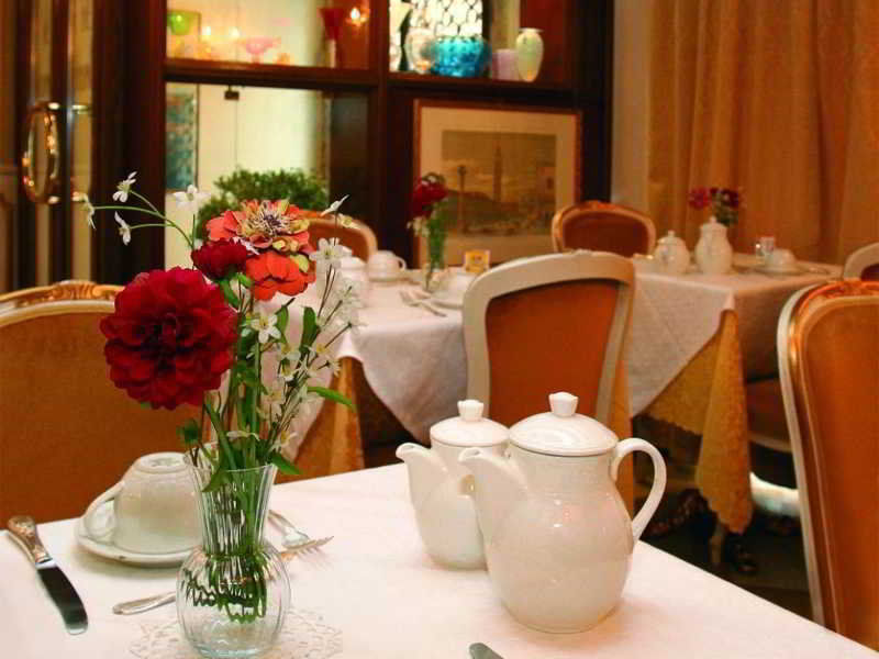 Couette-café Ca' Del Brocchi 2*