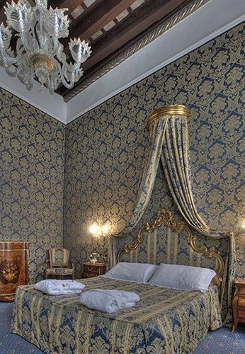Al Ponte Antico 4*