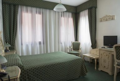 Commercio & Pellegrino Hotel 3*