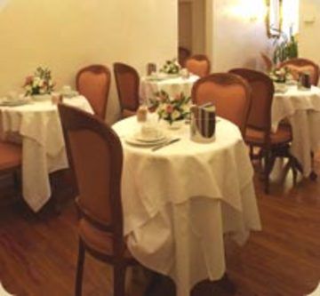 Canal Hotel