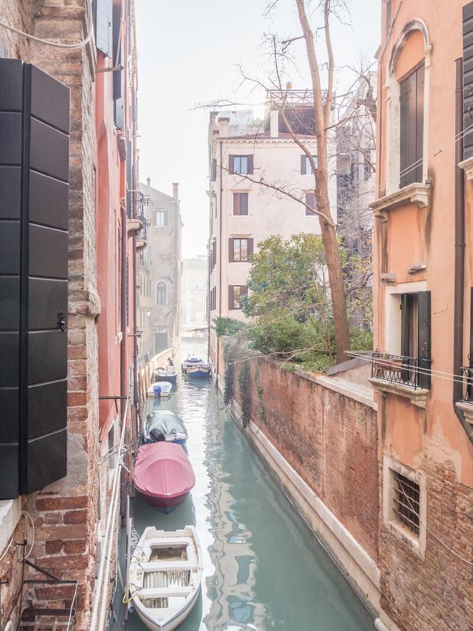 San Polo Canal View By Wonderful Italy Venise