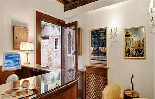 Casa Rezzonico 2* Venetië