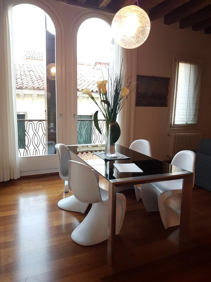 Frari Luxury Apartment *