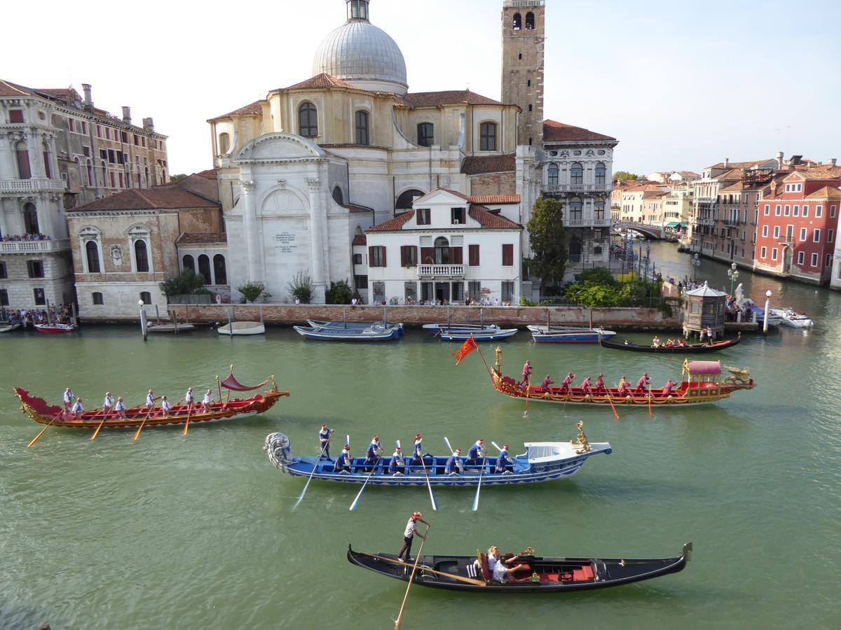 Couette-café Vista Sul Canal Grande 2*