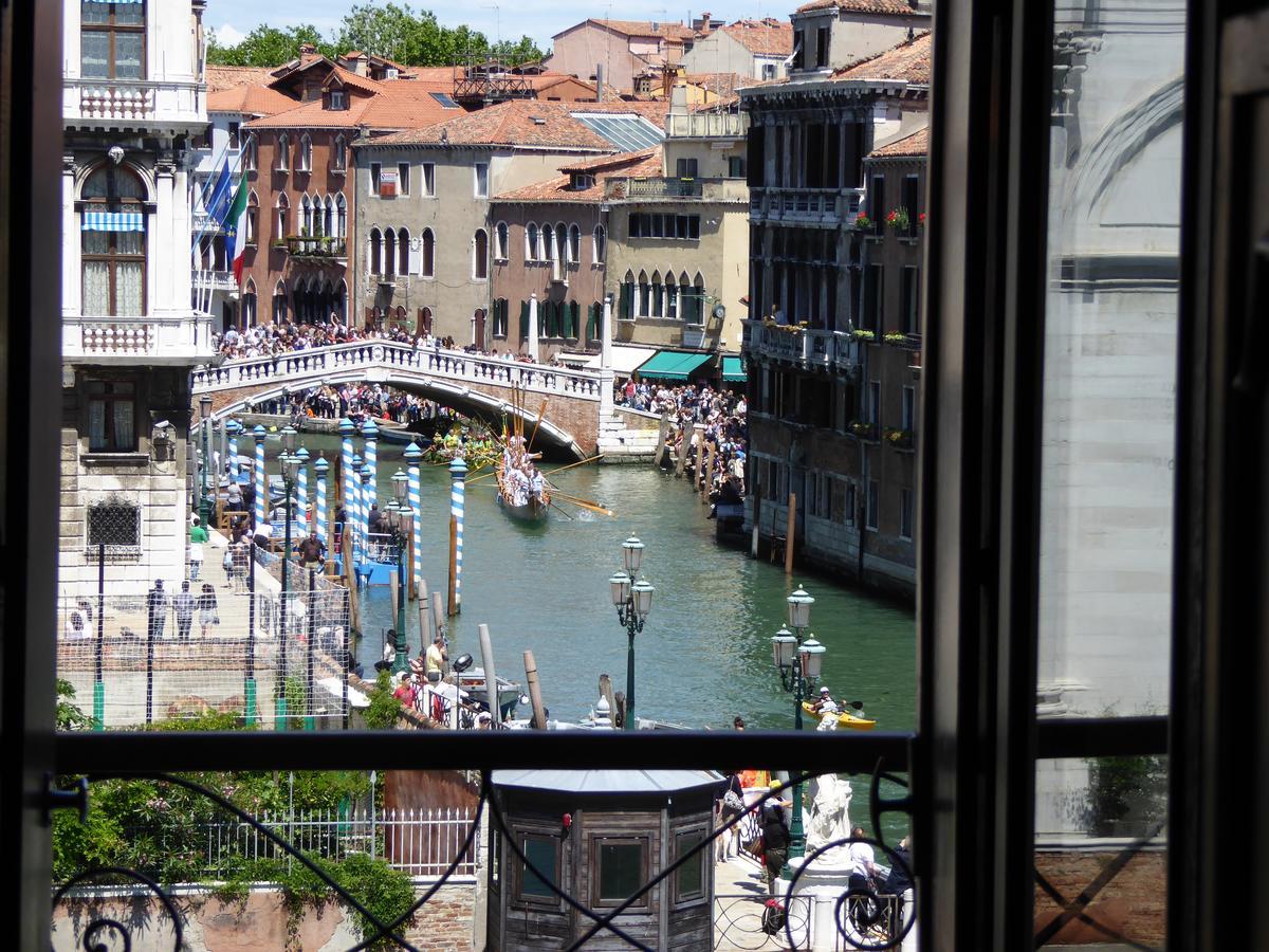 Couette-café Vista Sul Canal Grande 2*