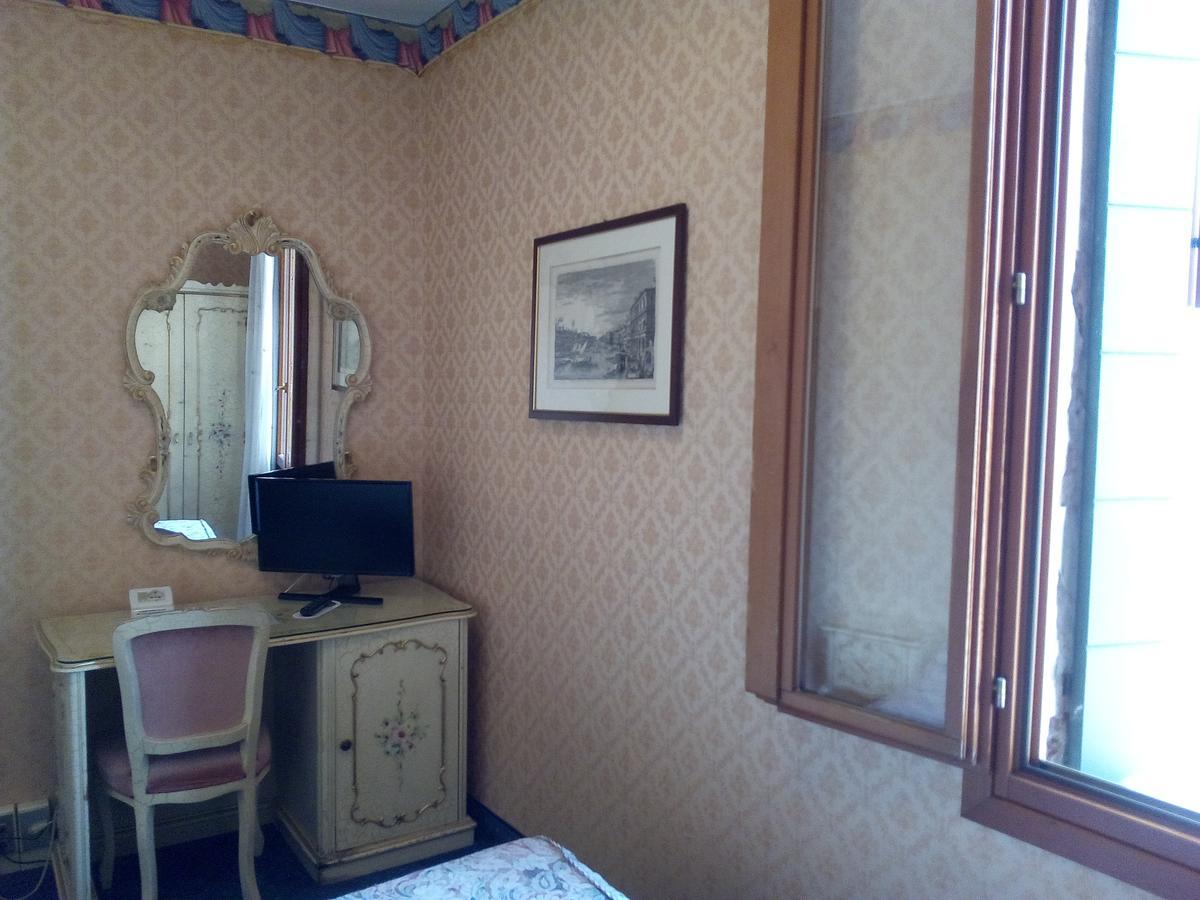 Diana Hotel