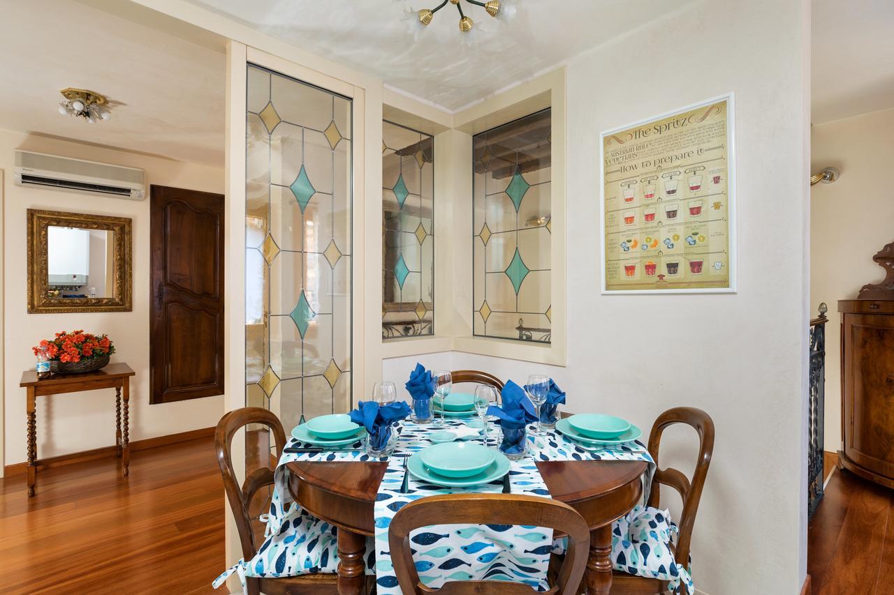 Appartement Heaven San Marco 1 E 2, The Elegant A Stone S Throw From St S Square *