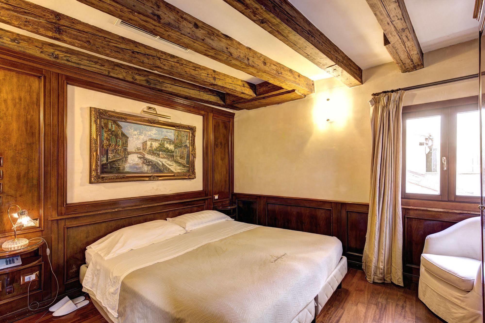 Affittacamere Palazzo La Scala 3*