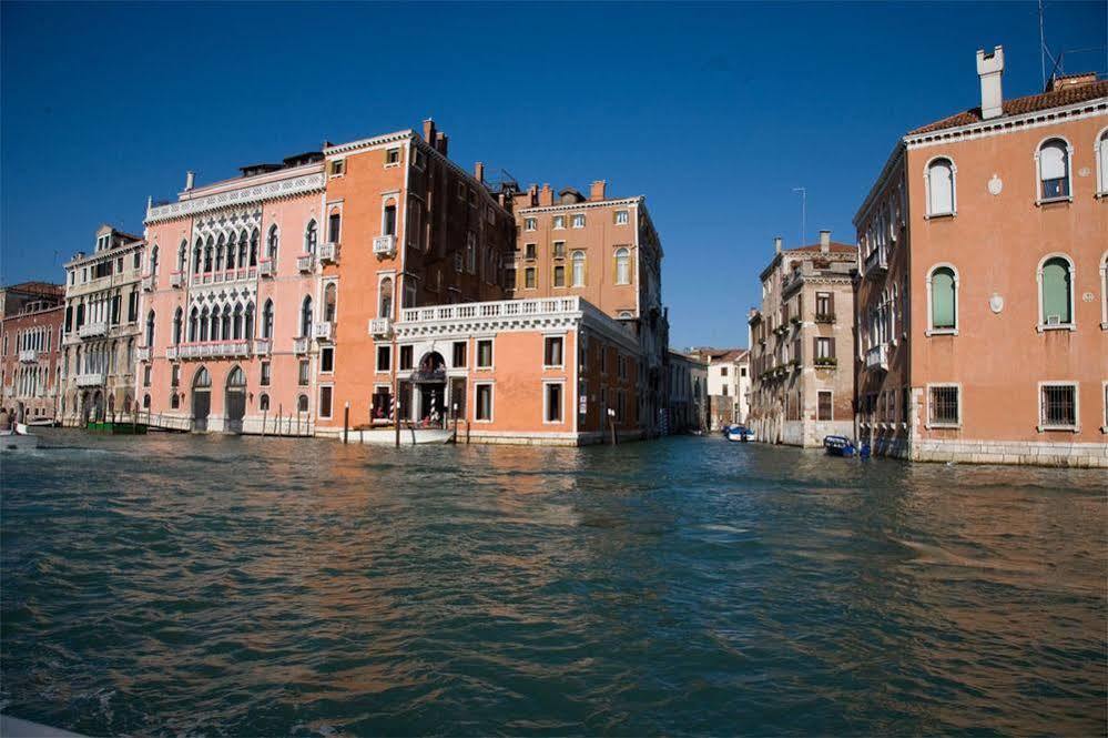 Palazzo Barbarigo Sul Canal Grande Hotel 4*