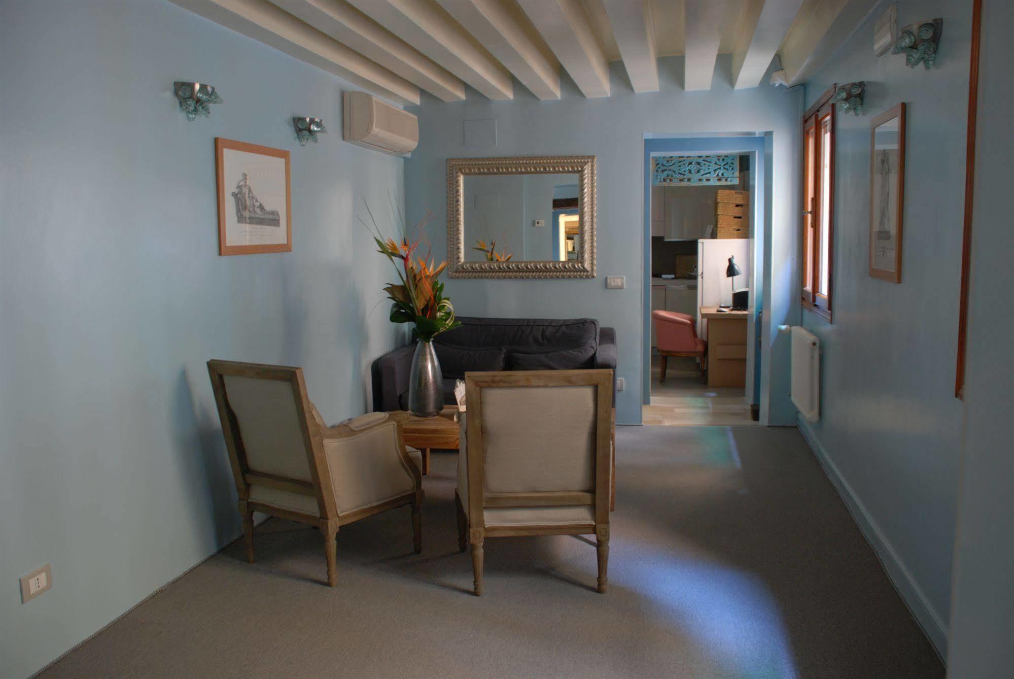 Corte 1321 Couette-café