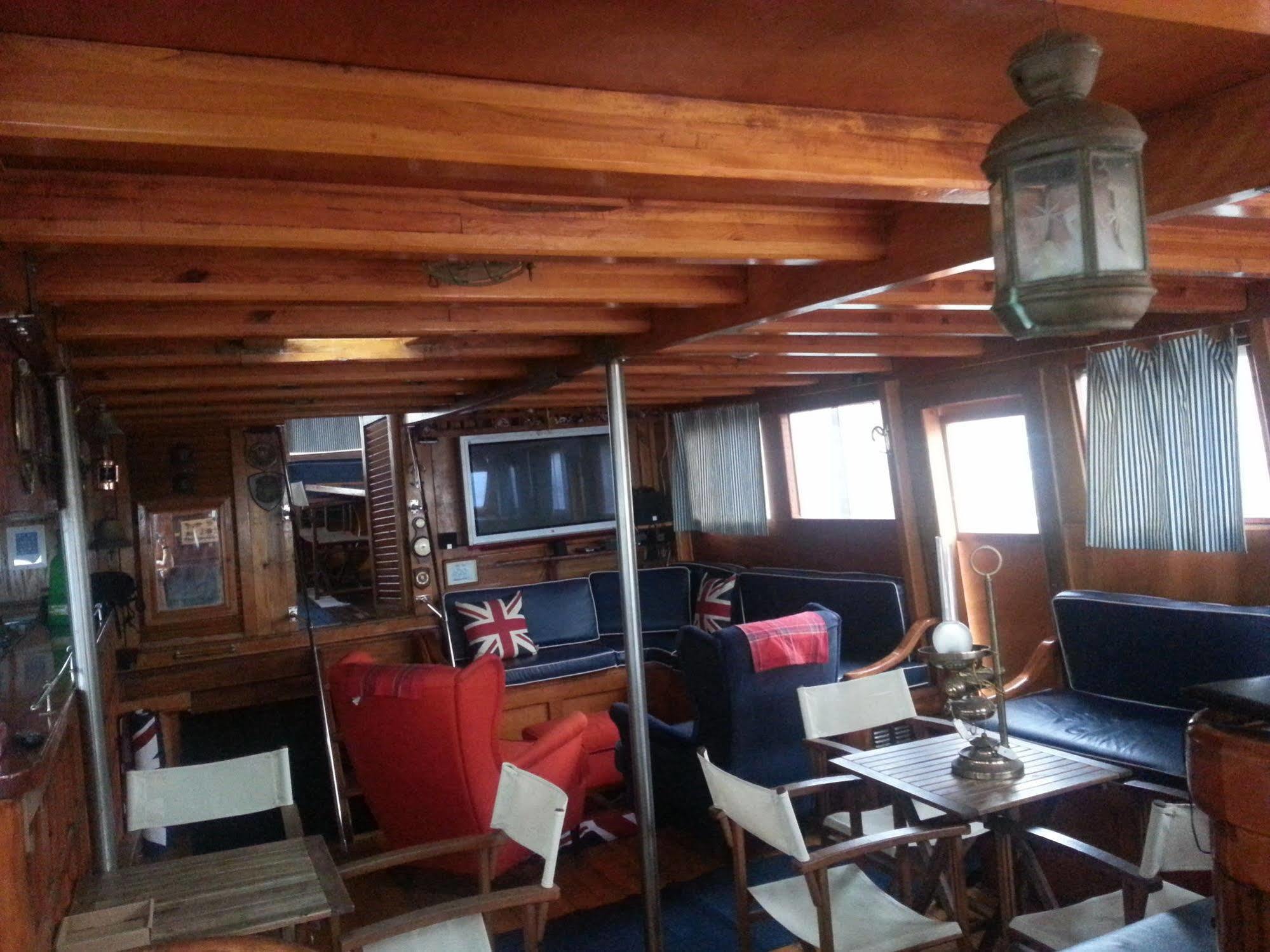 Boat&breakfast Caicco Freedom Botel 2*