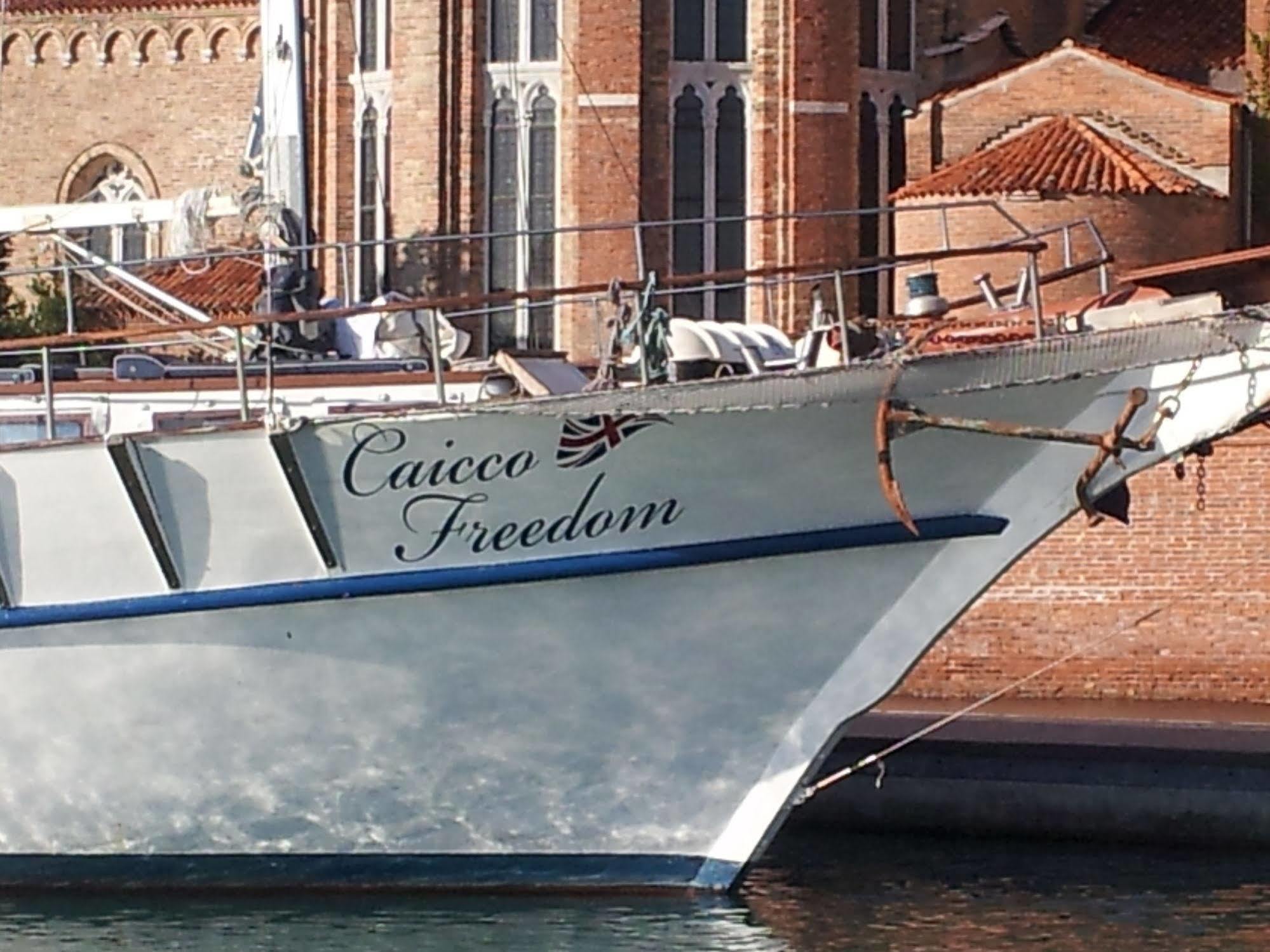 Botel Boat&breakfast Caicco Freedom 2*