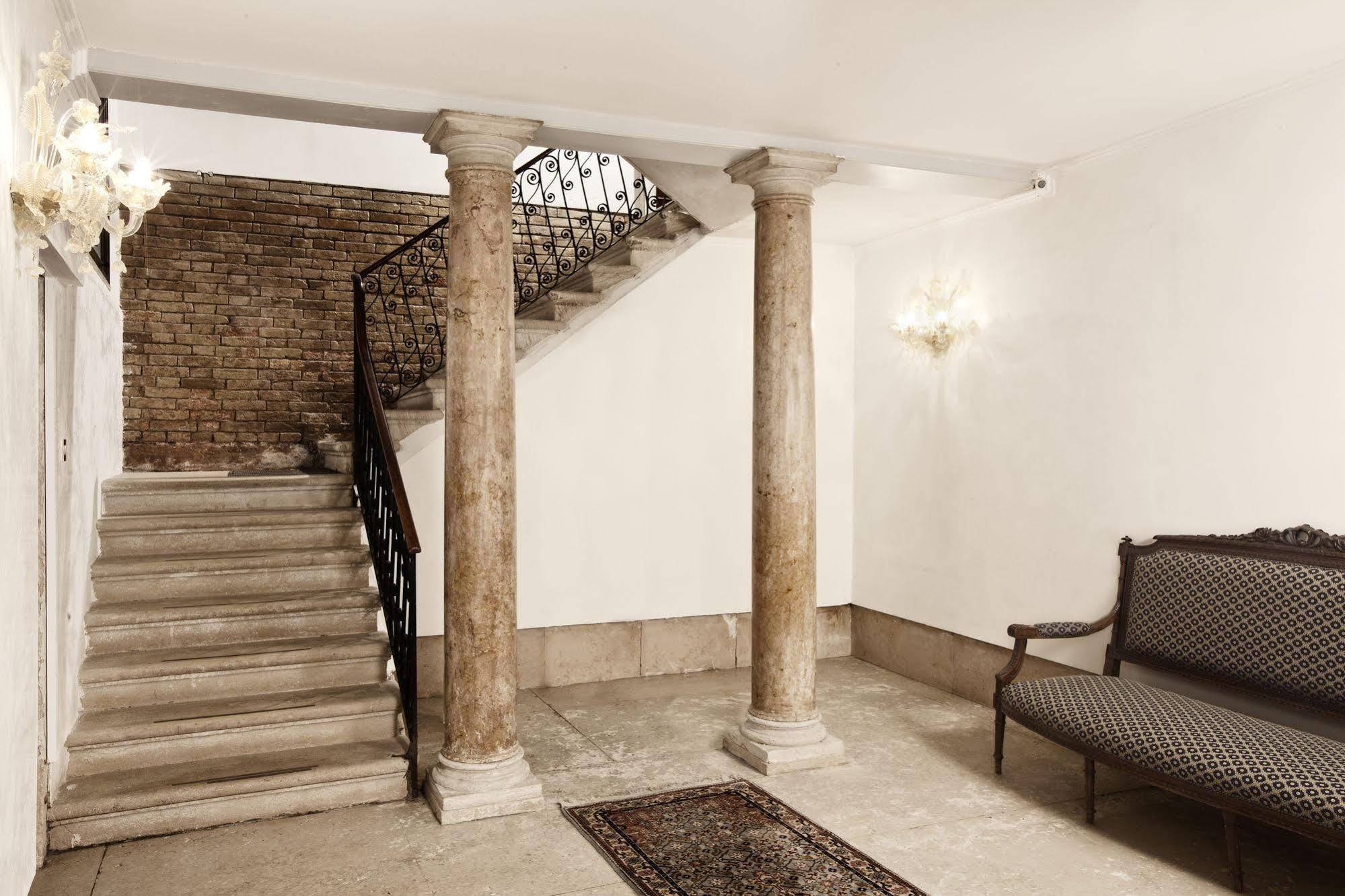 Gasthuis Ca' Bragadin E Carabba