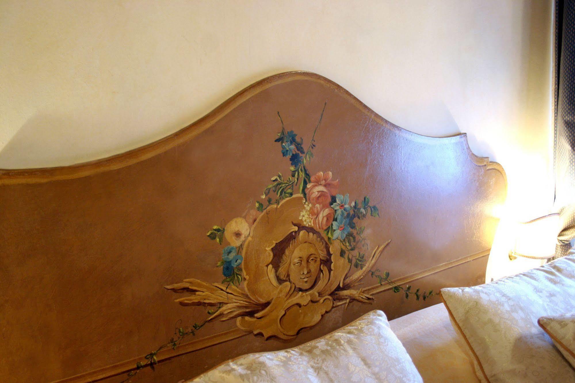 Ai Due Fanali 3* Venezia