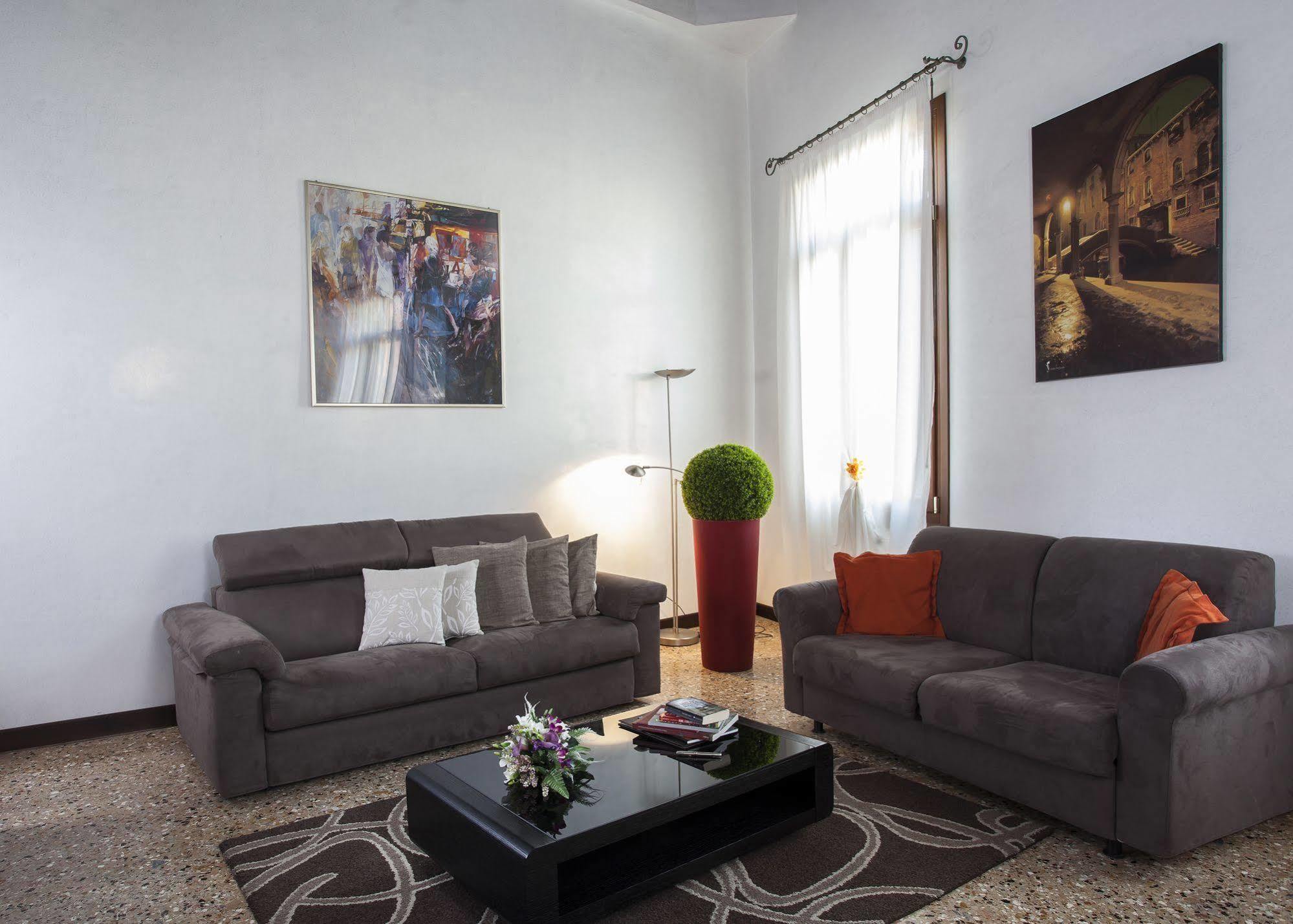 Appartamento Cà Sant'angelo *