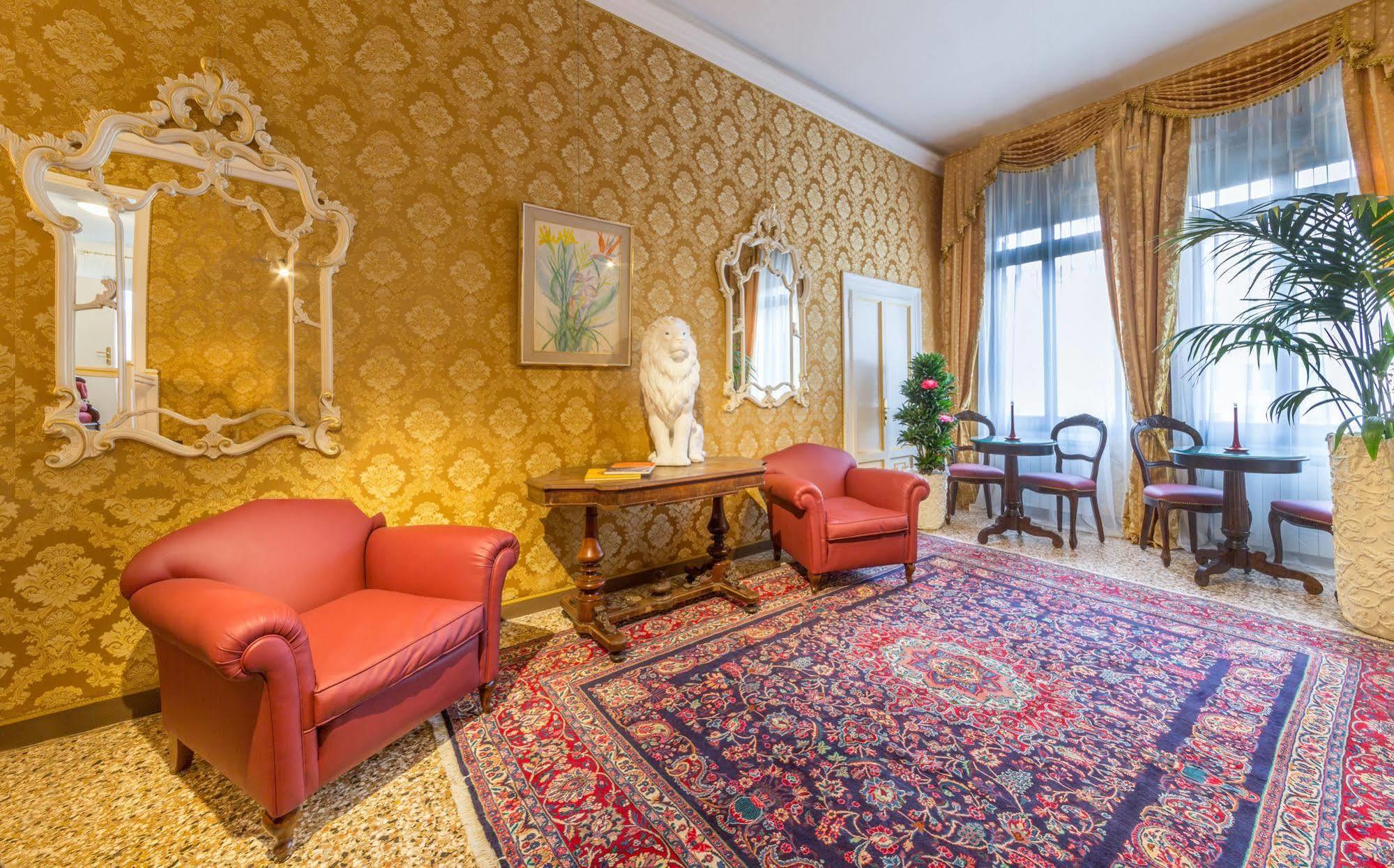 Luxury - Friendly