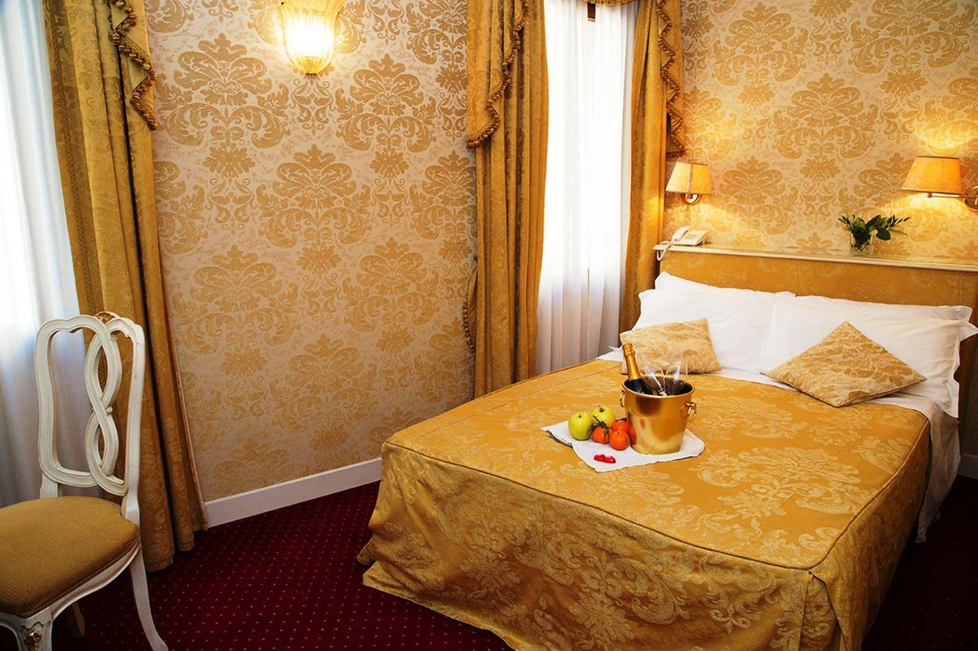 Appartement Casa Dei Cavalieri Venetië
