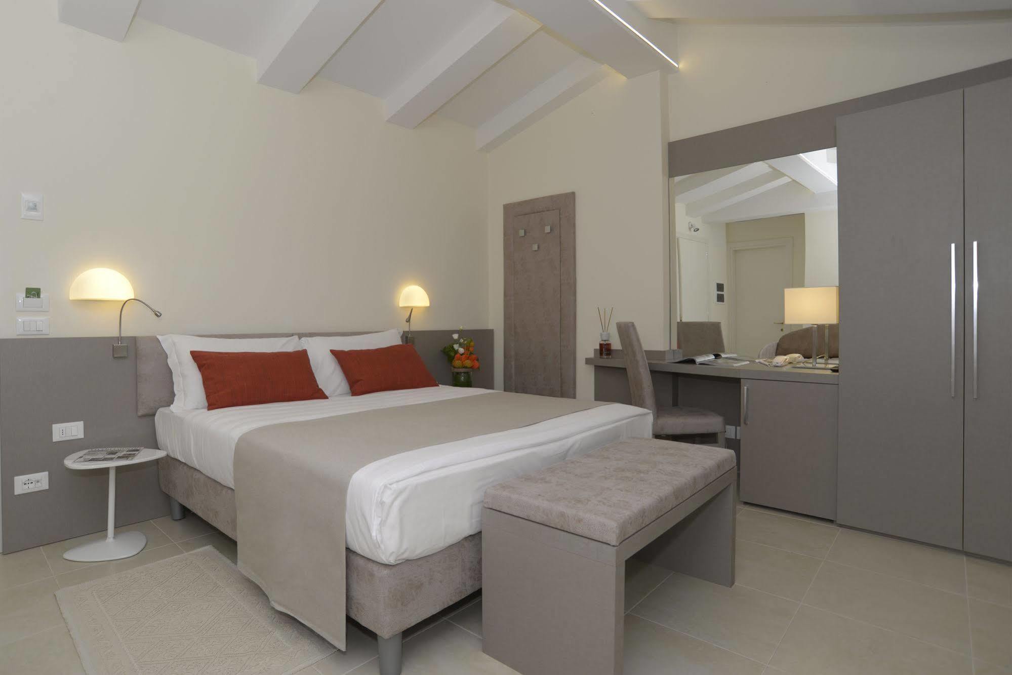 Filù Hotel