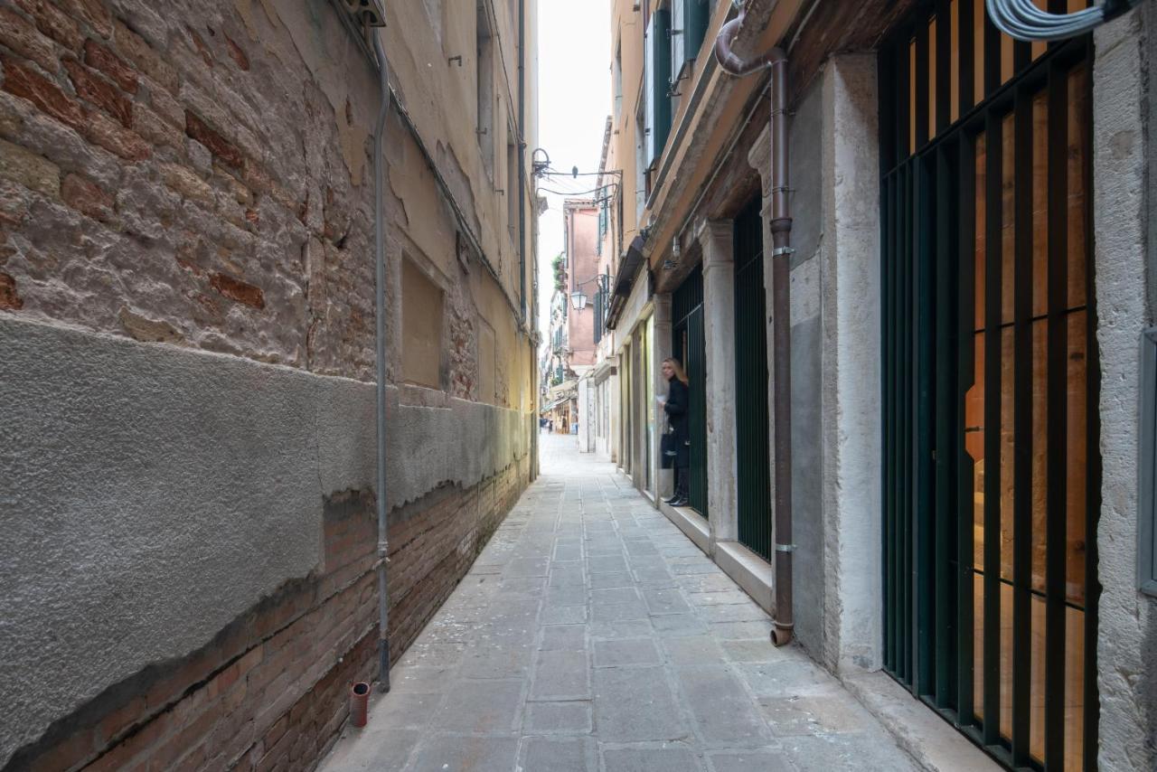 Ca' Della Scimmia - Rialto Bridge, Appartement *