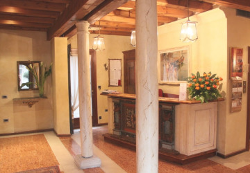 Ai Due Fanali Hotel 3*