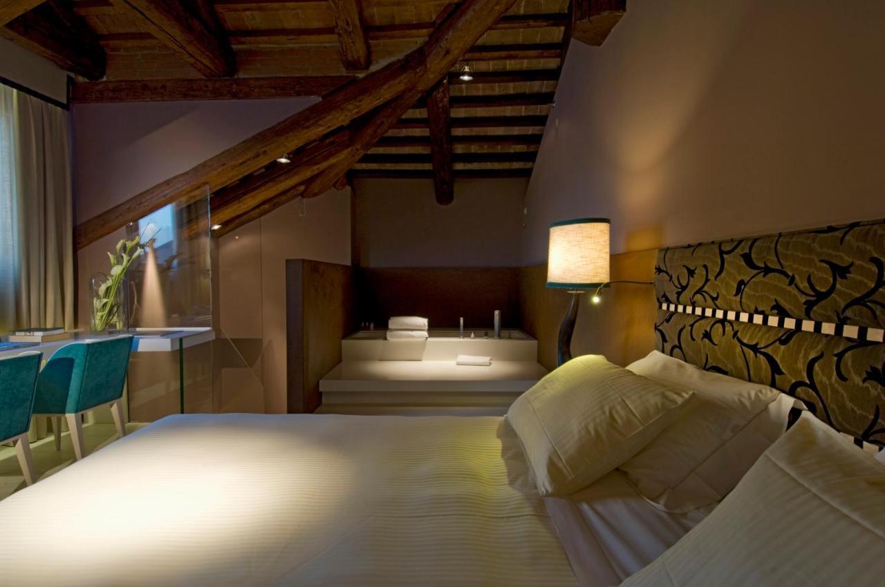 Hotel Sina Centurion Palace