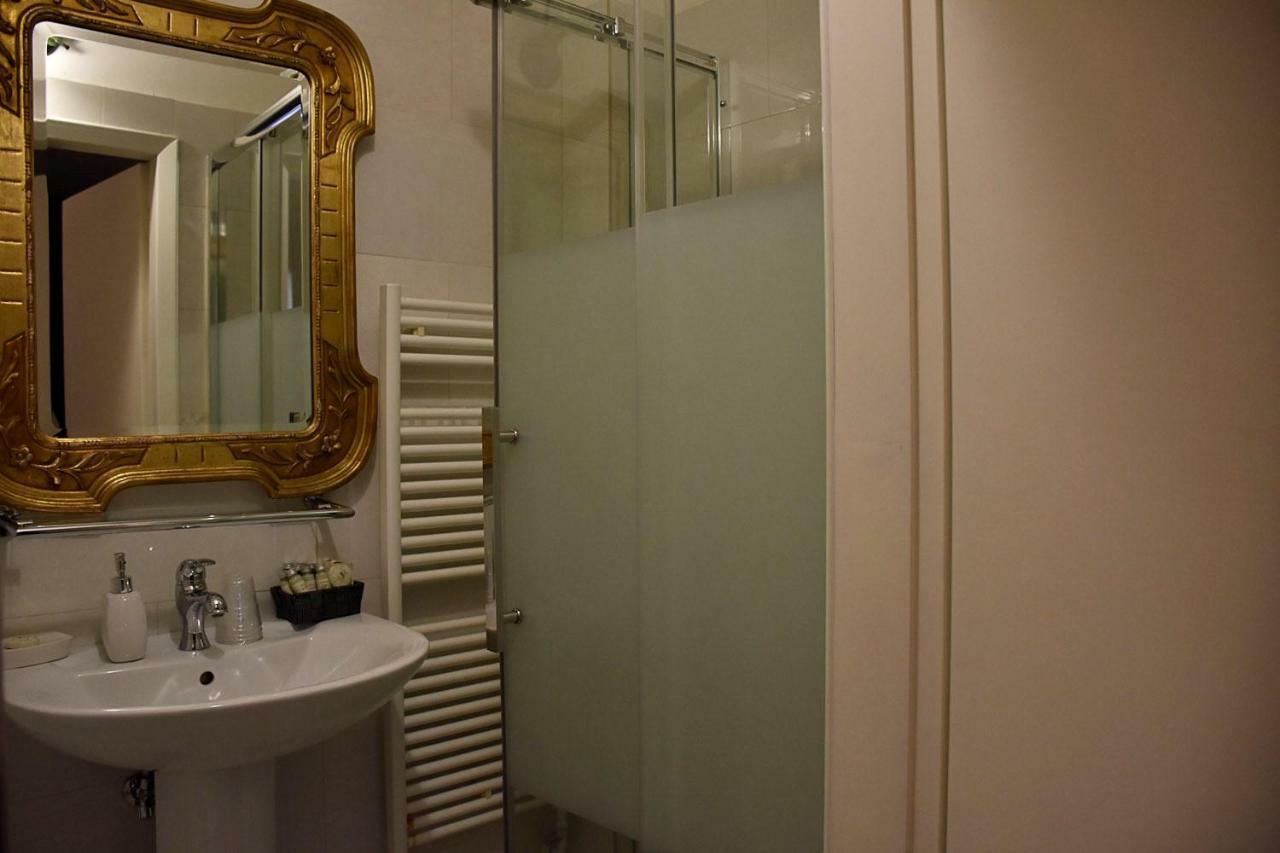 Antica 3*