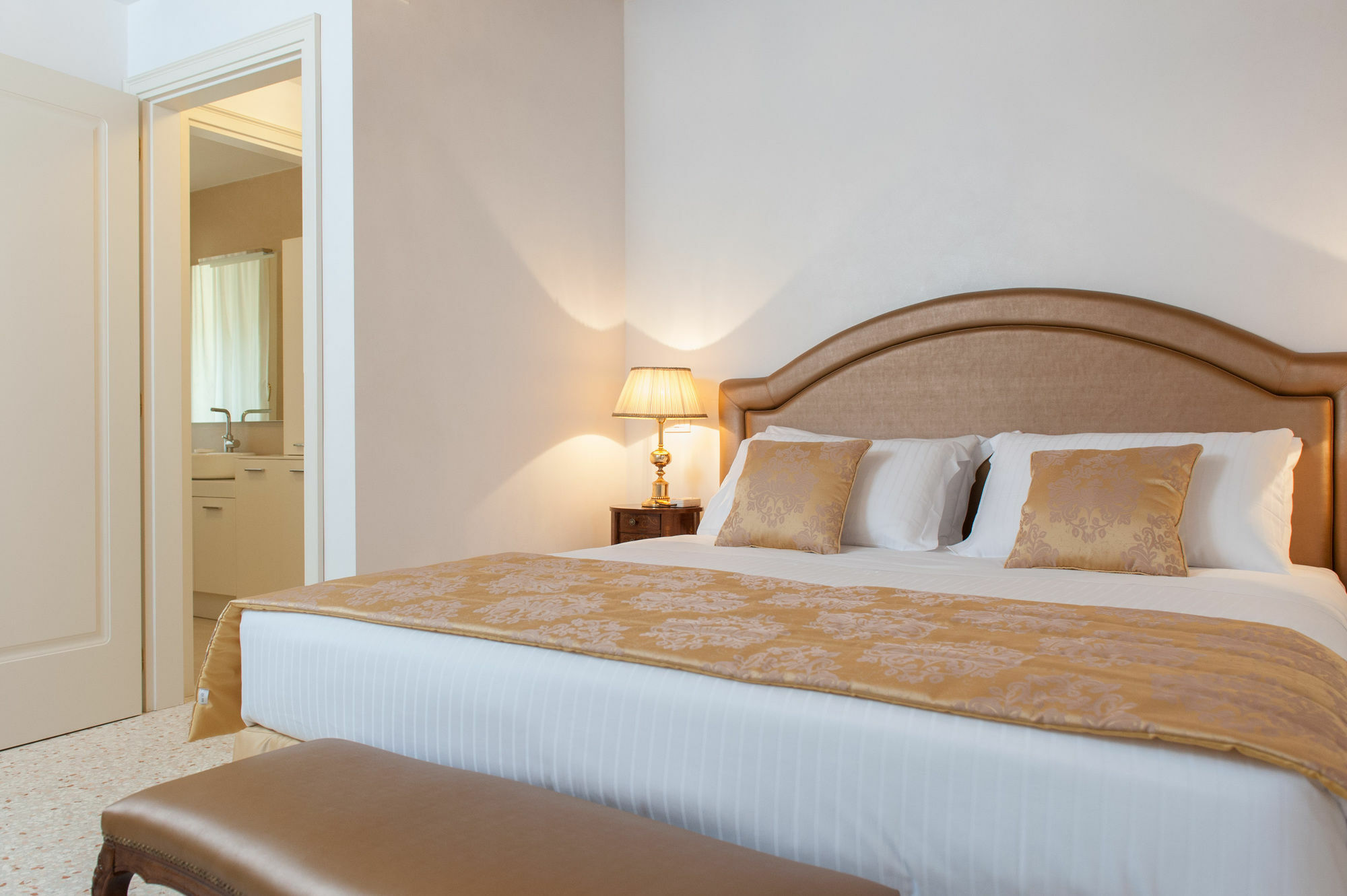 San Teodoro Palace - Luxury *