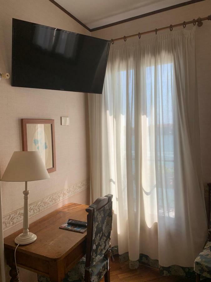 La Calcina Hotel