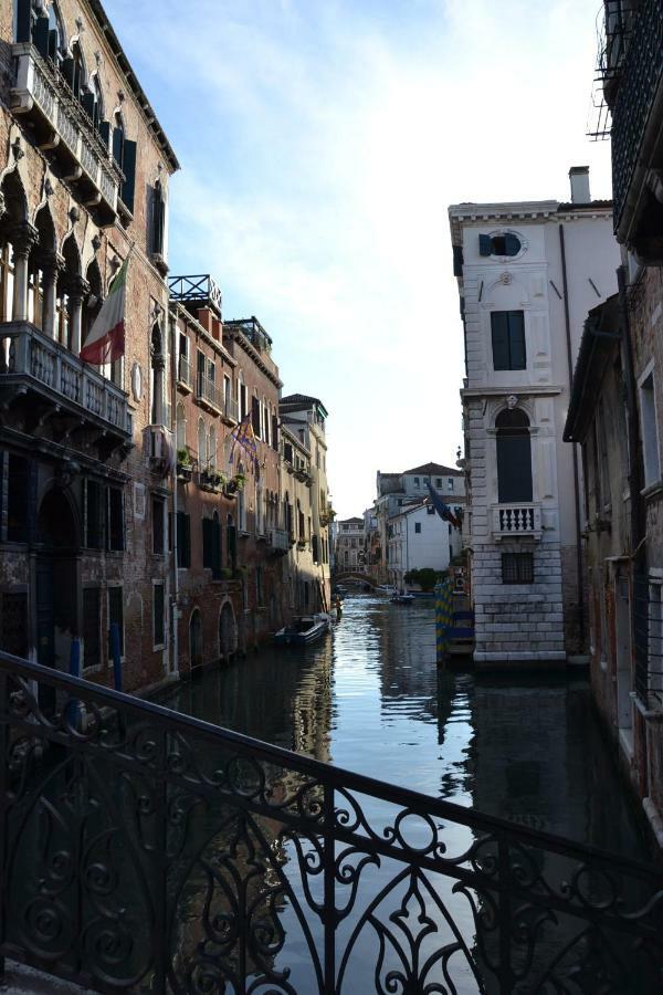 Castello 5888 B, Santa Marina, Calle Marcello, Canale Apartment Venedig